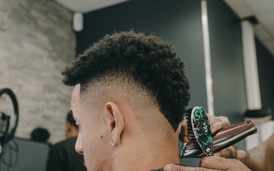 Les tendances coiffure masculine 2025 selon Fame Barbers